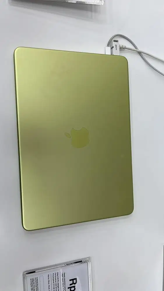 Macbook Neo 256Gb