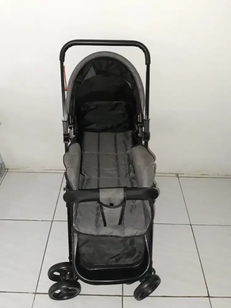 Di jual stroller bagus masih mulus