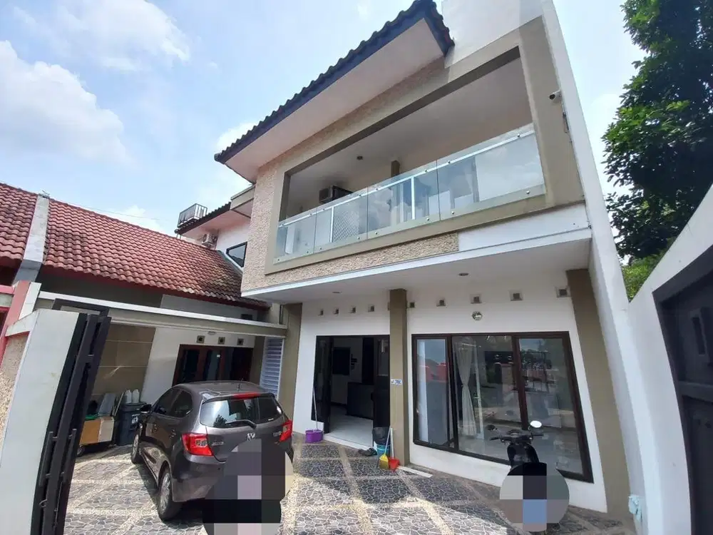 RUMAH MEWAH LUAS DEKAT UNNES SEKARAN GUNUNGPATI