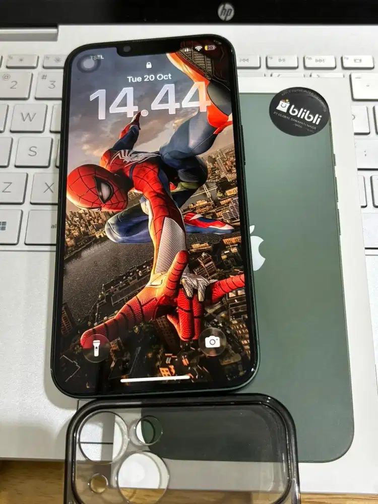 Iphone 13 Green rare 128 gb garansi resmi blibli