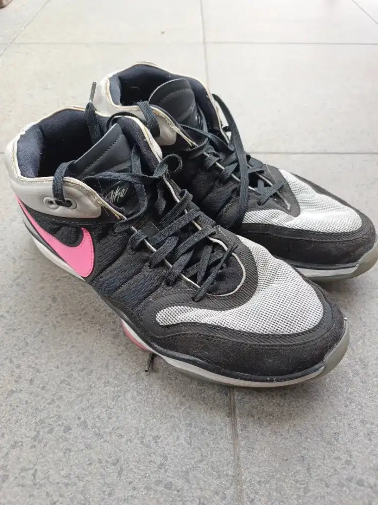 Sepatu Basket size 47,5.. GT Hustle 2