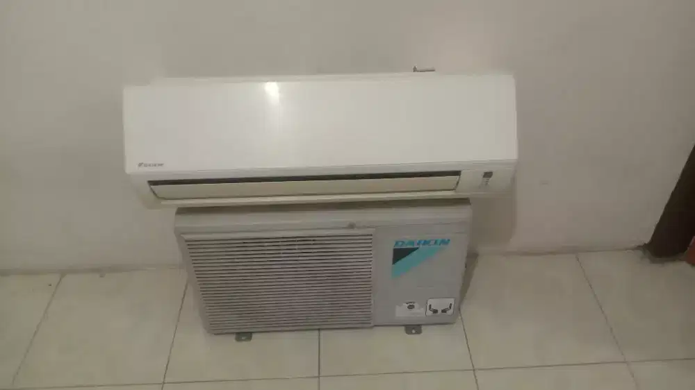 Daikin 1 pk  + pasang bergaransi