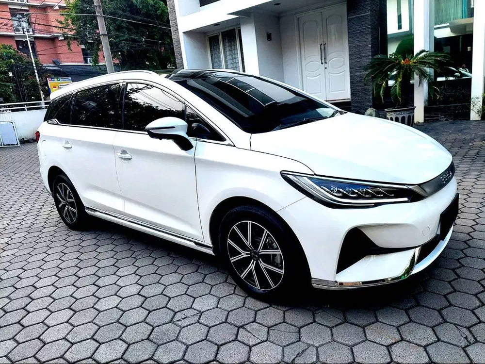 BYD M6 Superior 7  Seater BYD M6 Long Range 530 km NIK 2025