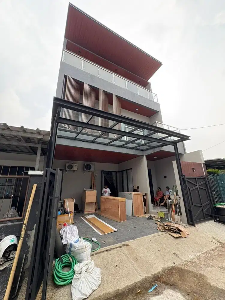 Kanopi kaca mewah