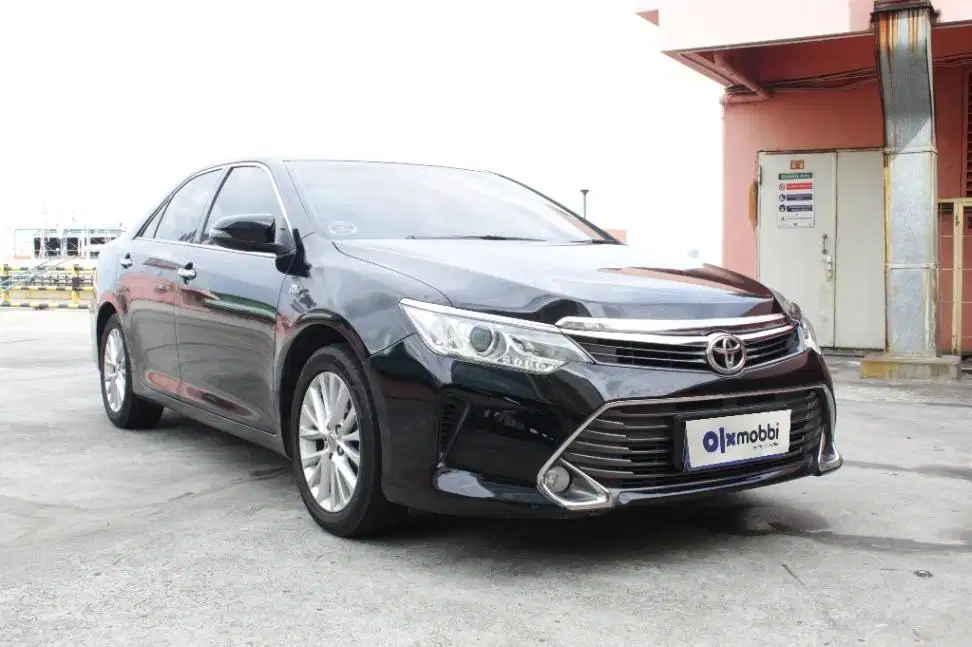 Angs 148 Rb Toyota Camry 2.5 V Bensin-AT Hitam 2016
