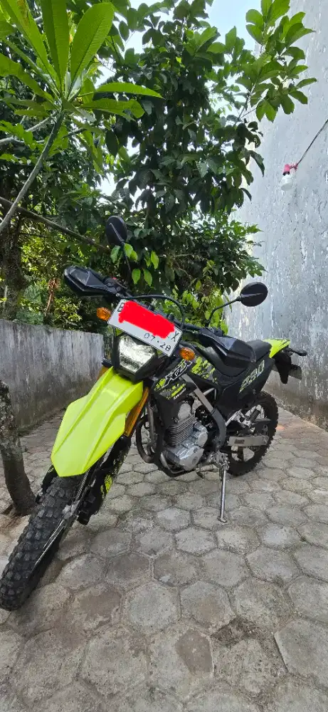KLX 230 SE Tahun 2023