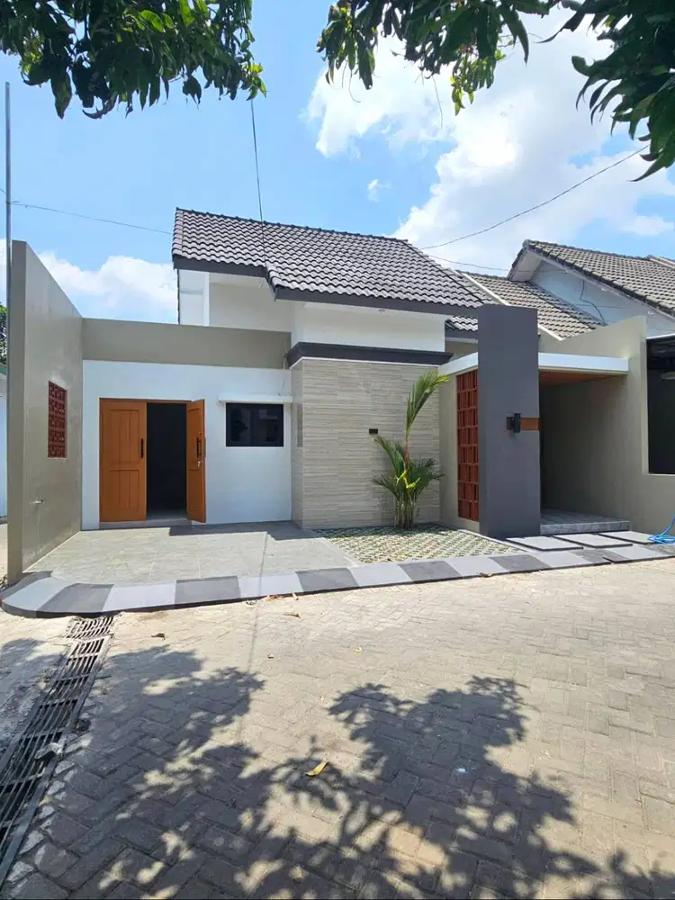 Rumah Modern Minimalis dekat Masjid di Maguwoharjo