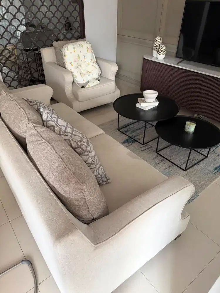 Sofa ACCENTS BY CELINI 3+1, table vinotti