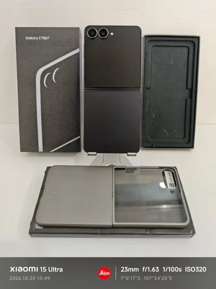 Samsung Z Flip 7 5G 12/256 Mulus 97% Garansi ExResmi fullset BisaTt/BT