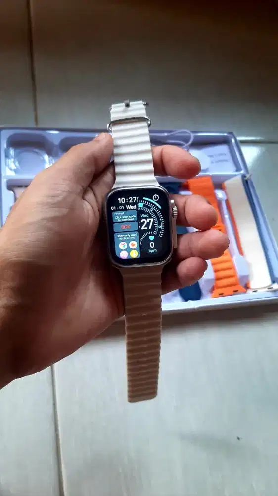 Jam smartwatch anti air