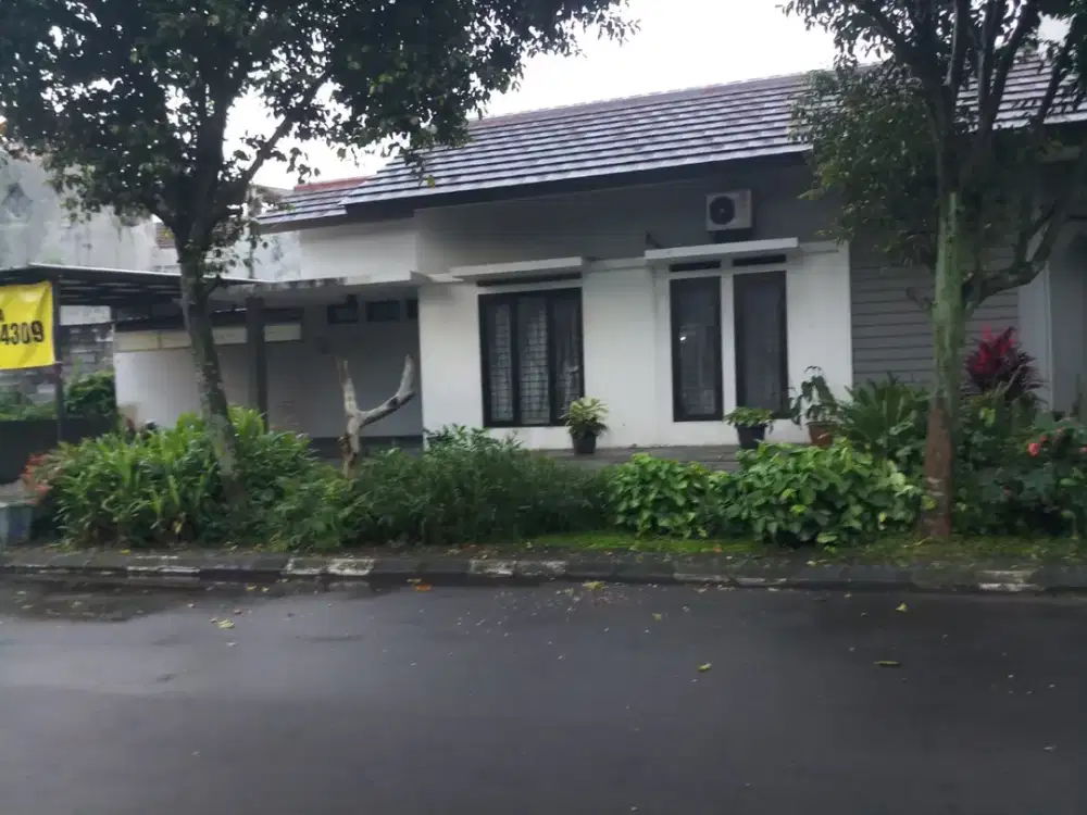 Dijual Rumah di Batununggal Kondisi Bagus, 2,5M Nego