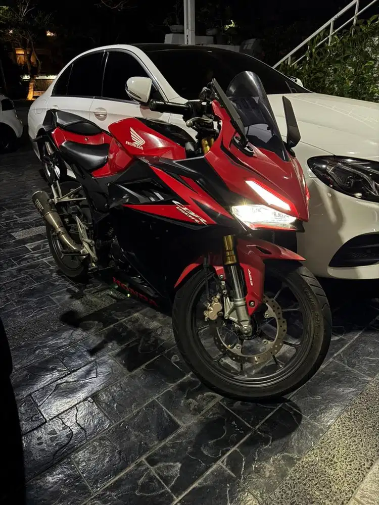Honda CBR 150R 2023