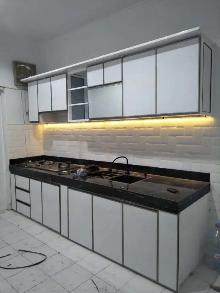 Aluminium kitchen set dapur