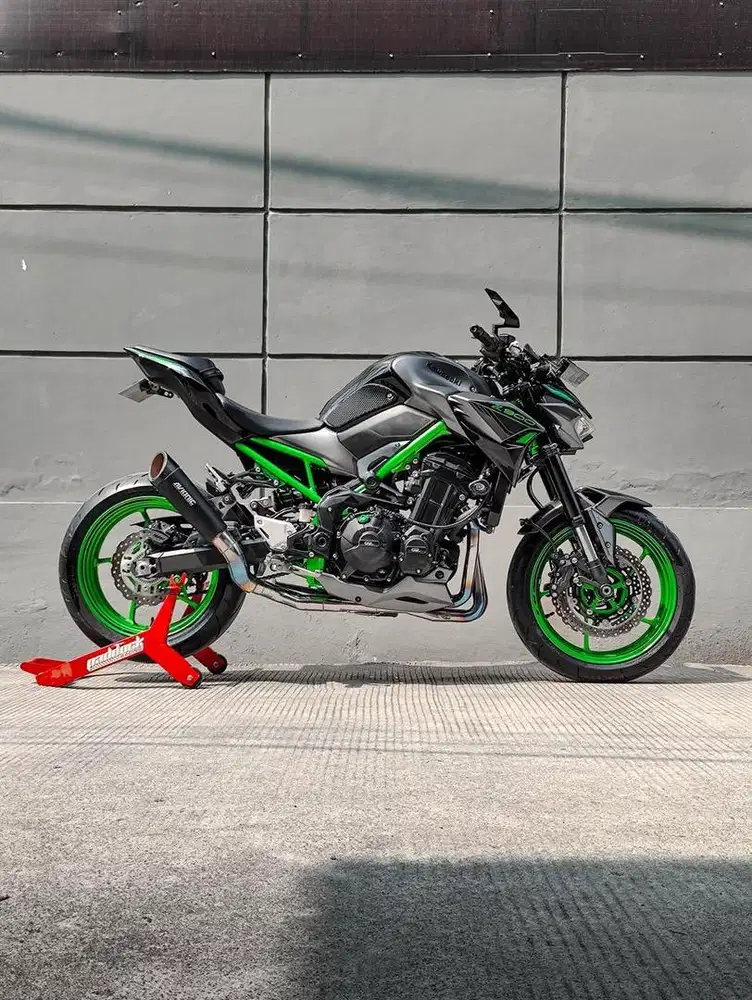 Kawasaki Z900 ABS tahun 2024 Very Low Odo Mulus TT FP Like New