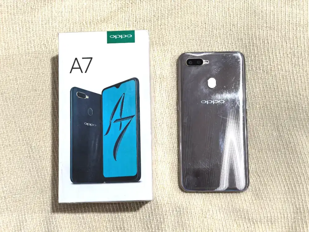 Oppo A7 RAM 4GB/Storage 64GB