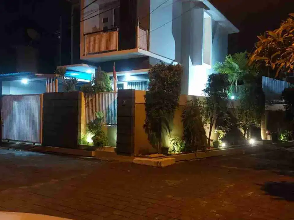 Rumah One Gate 145M2 Ada Pool Elit Kebo Iwa Sltn Jl6mtr Dkt Polresta