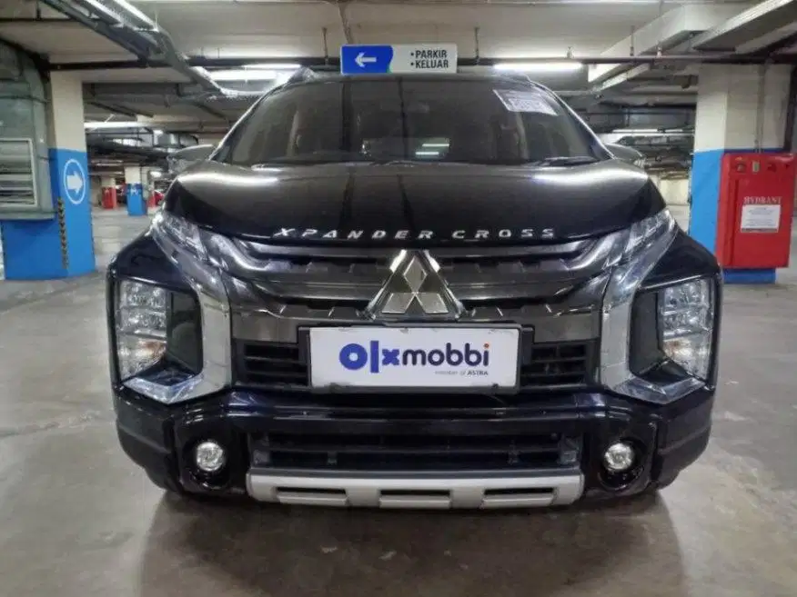 ngs 195 Rb Mitsubishi Xpander 1.5 Cross Premium Package-AT Hitam 2021