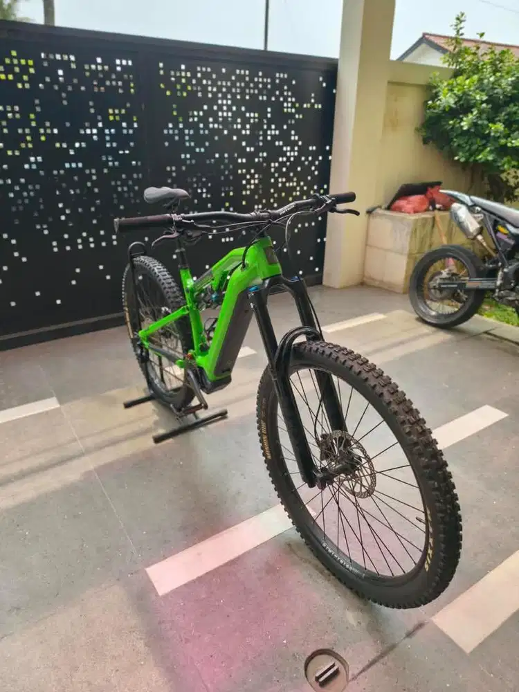 Sepeda E-MTB E Bike Patrol E-Six S spek
