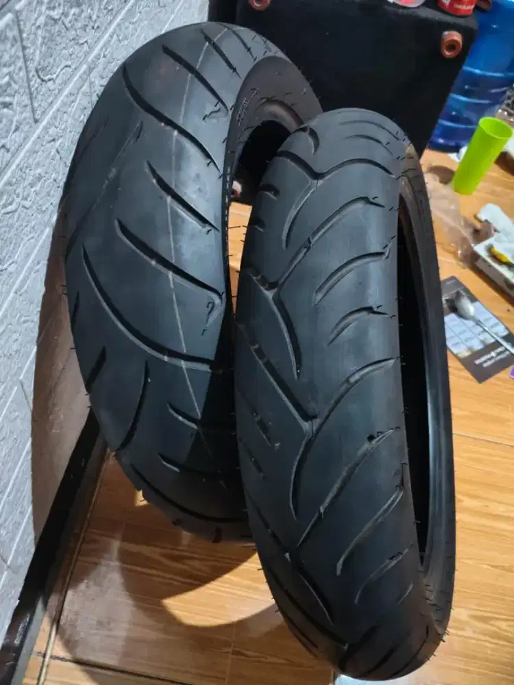 Ban XMAX kondisi seperti baru