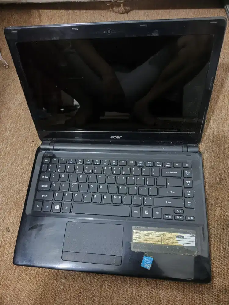 laptop acer aspire E1-472