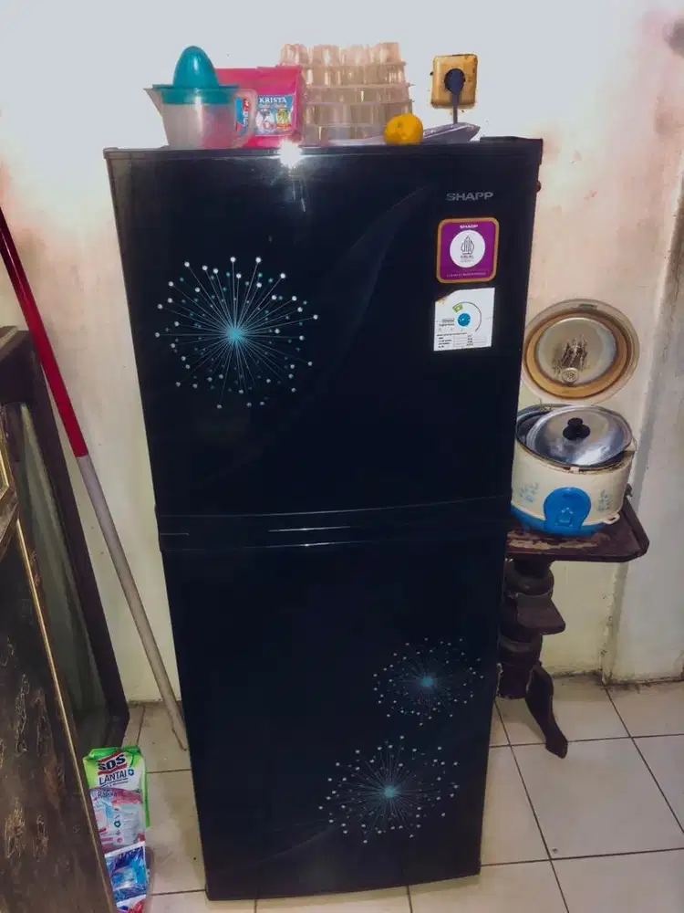 KULKAS SHARP 2 PINTU
