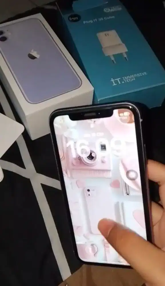 Iphone 11 64Gb Ibox Fullsett Plus Bonus