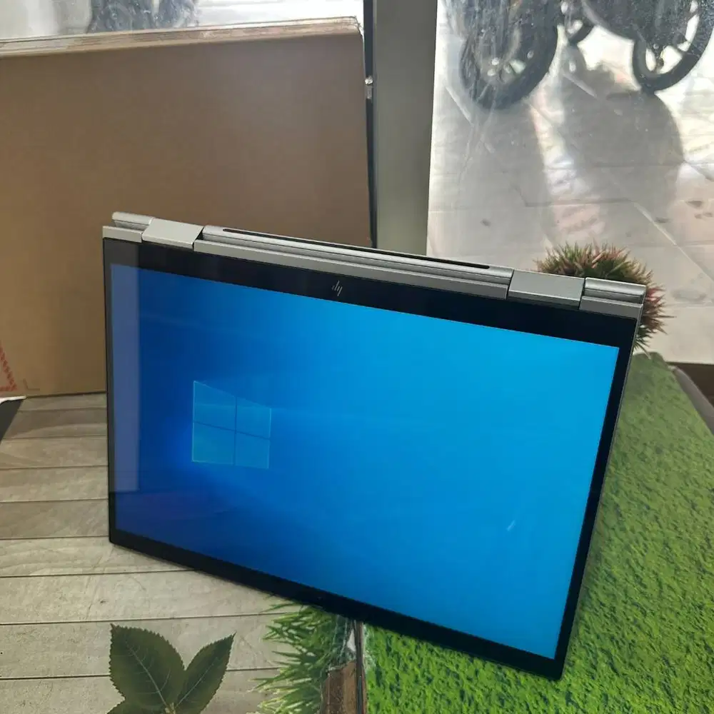 HP Elitebook X360 1040 G9 Core i5-1235U 8GB 256GB 14Touchscreen Win11