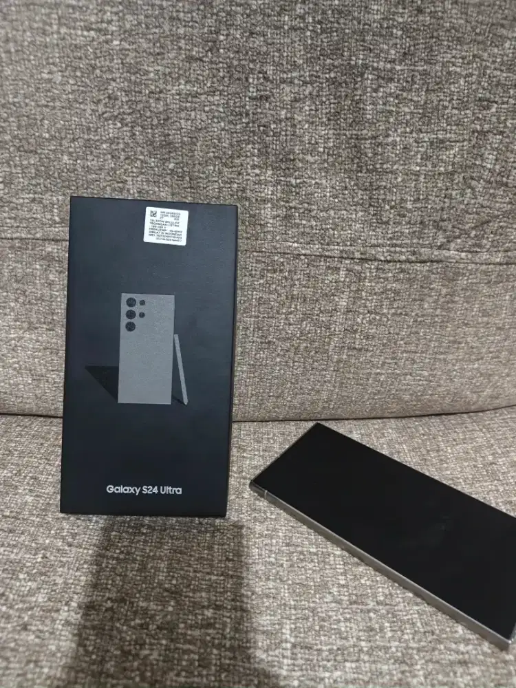 Samsung S24 ultra 256 GB SEIN