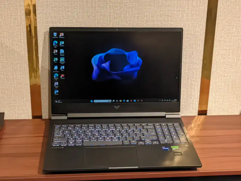 Hp Victus Gaming 16 i7 13700HX Ram 16 GB SSD 1 TB RTX 4060 Vram 8gb