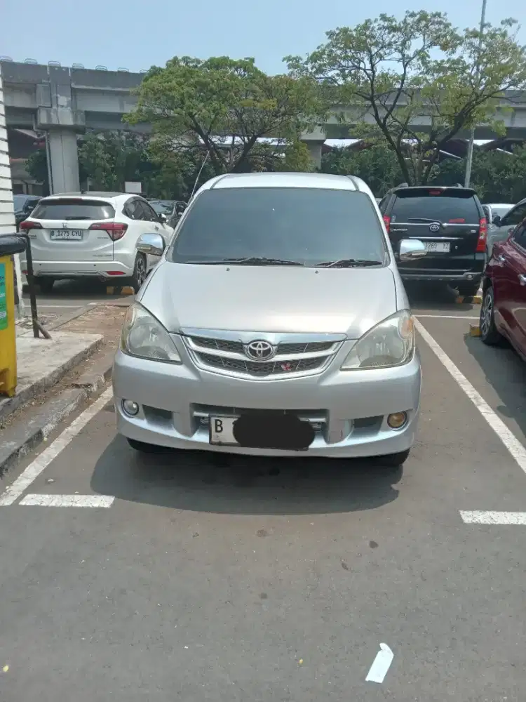 Di jual avanza G 2008 milik sendiri