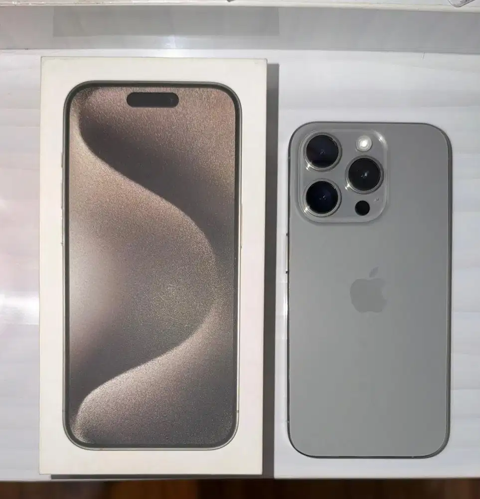 Jual Iphone 15 pro 256 gb natural titanium
