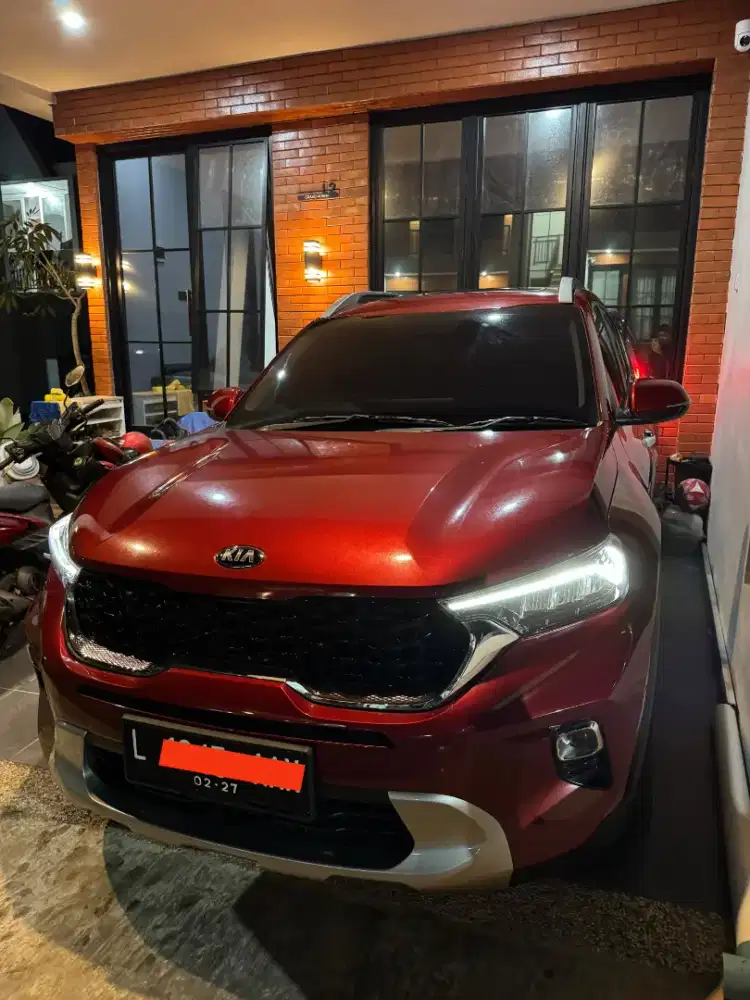 Kia Sonet Merah Automatic Tahun 2021