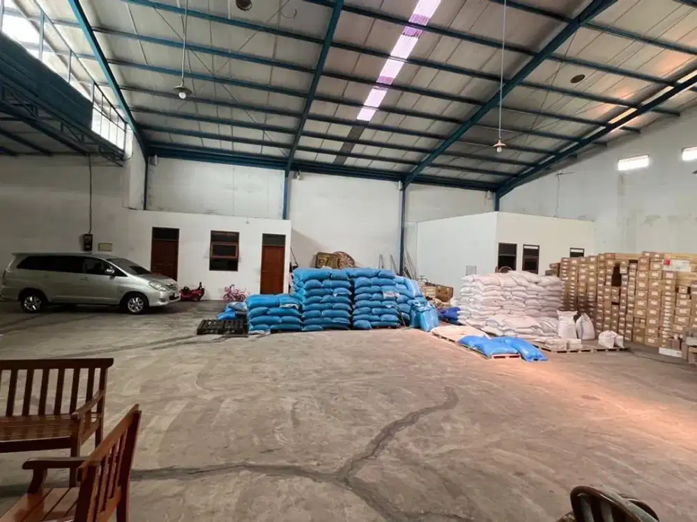 Dijual Gudang Hoki di MAin road Kopo Bandung (Turun Harga)