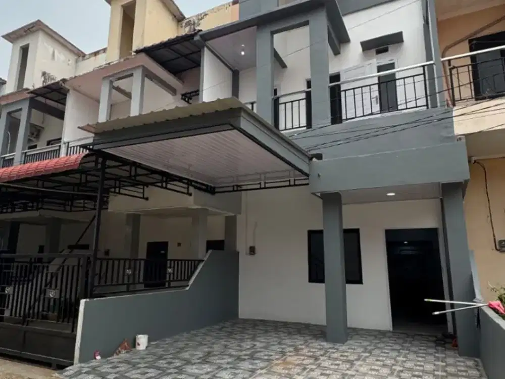 Hunian Modern Siap Huni dengan Carport Lega di Lokasi Strategis Pontianak Tenggara