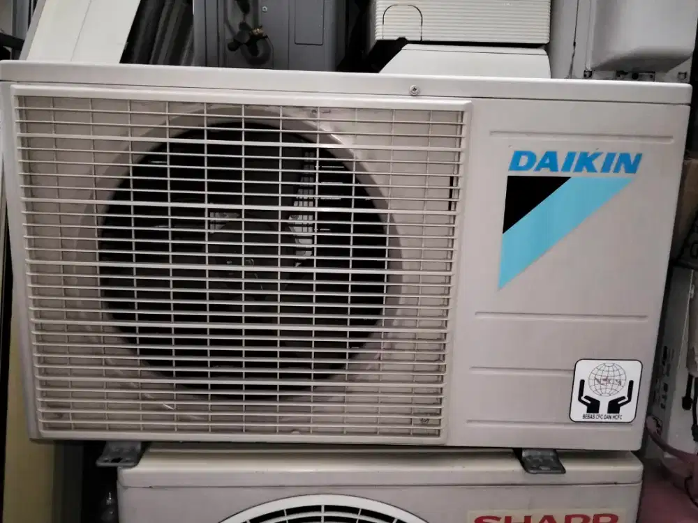 Outdor ac 1pk Daikin thailand orisinil
