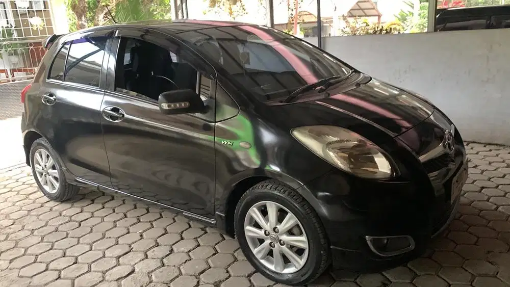 Toyota Yaris 1.5 E Manual Tahun 2011