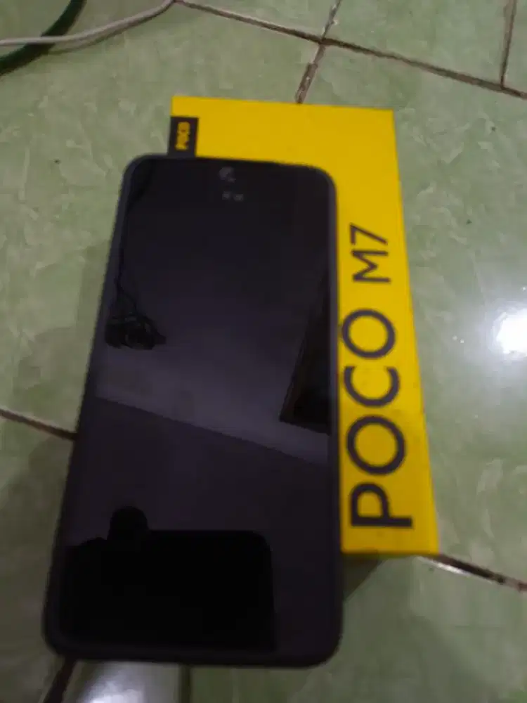 Jual hp second masih gress pemakaian baru seminggu