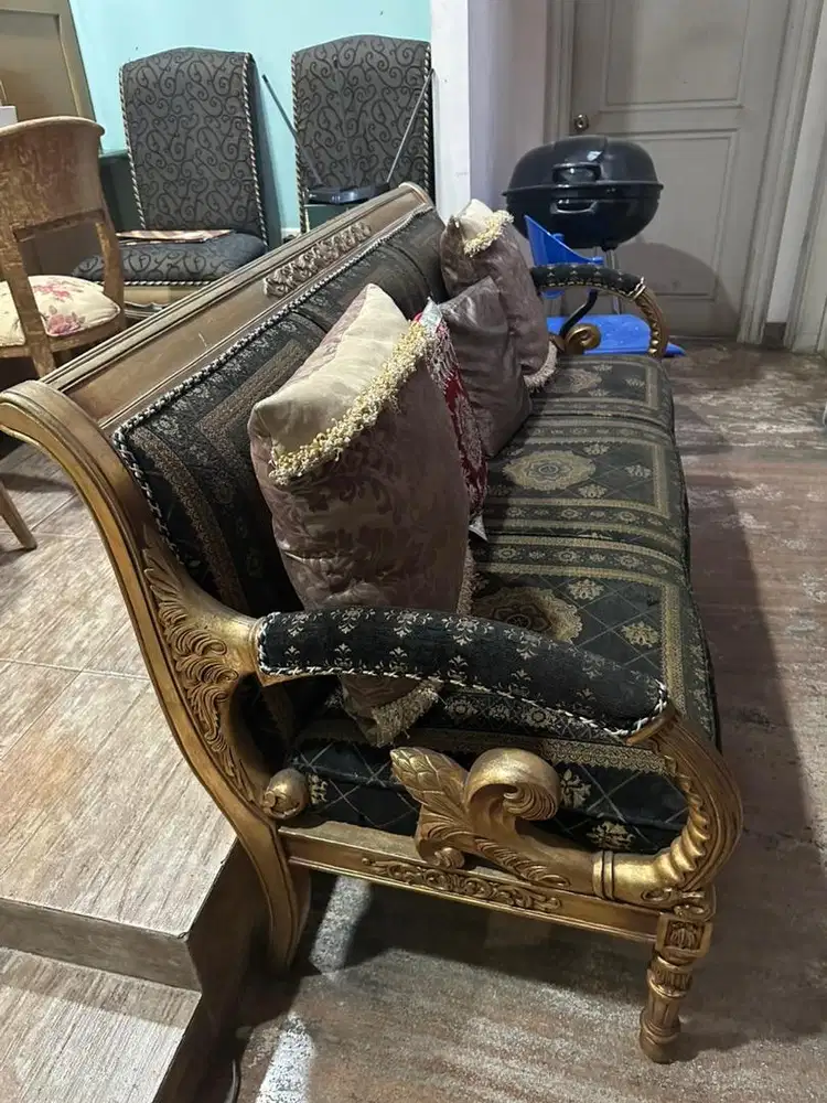 Sofa 1 Set dengan 2 Kursi Kayu Jati
