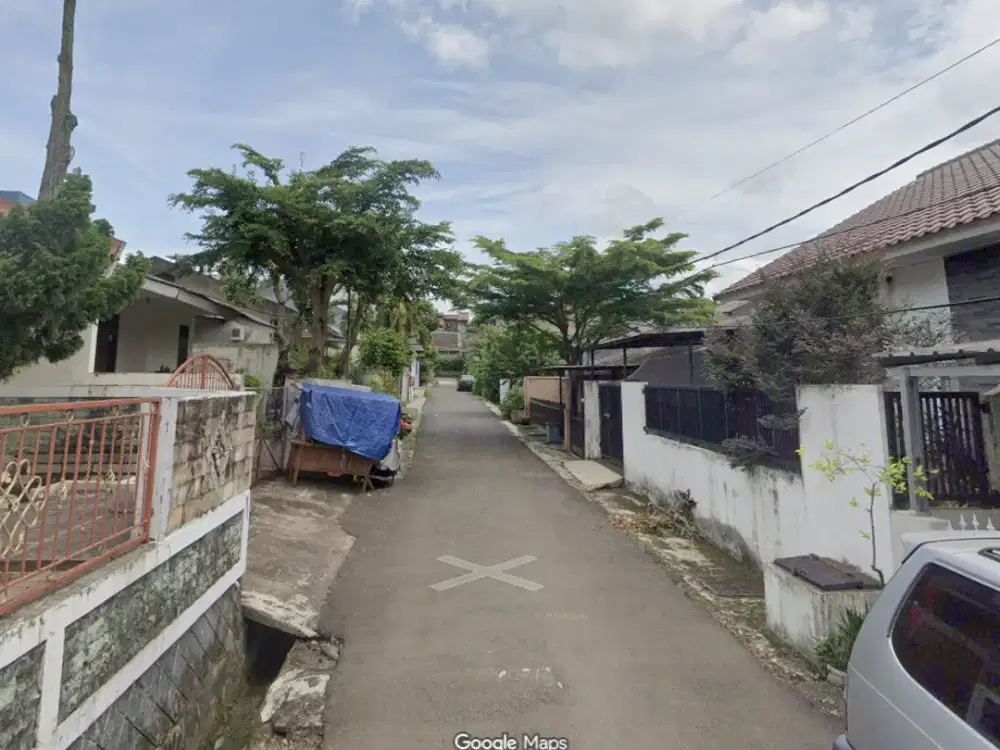 Jual rumah dalam komplek Cirendeu akses MRT dan Tol JORR