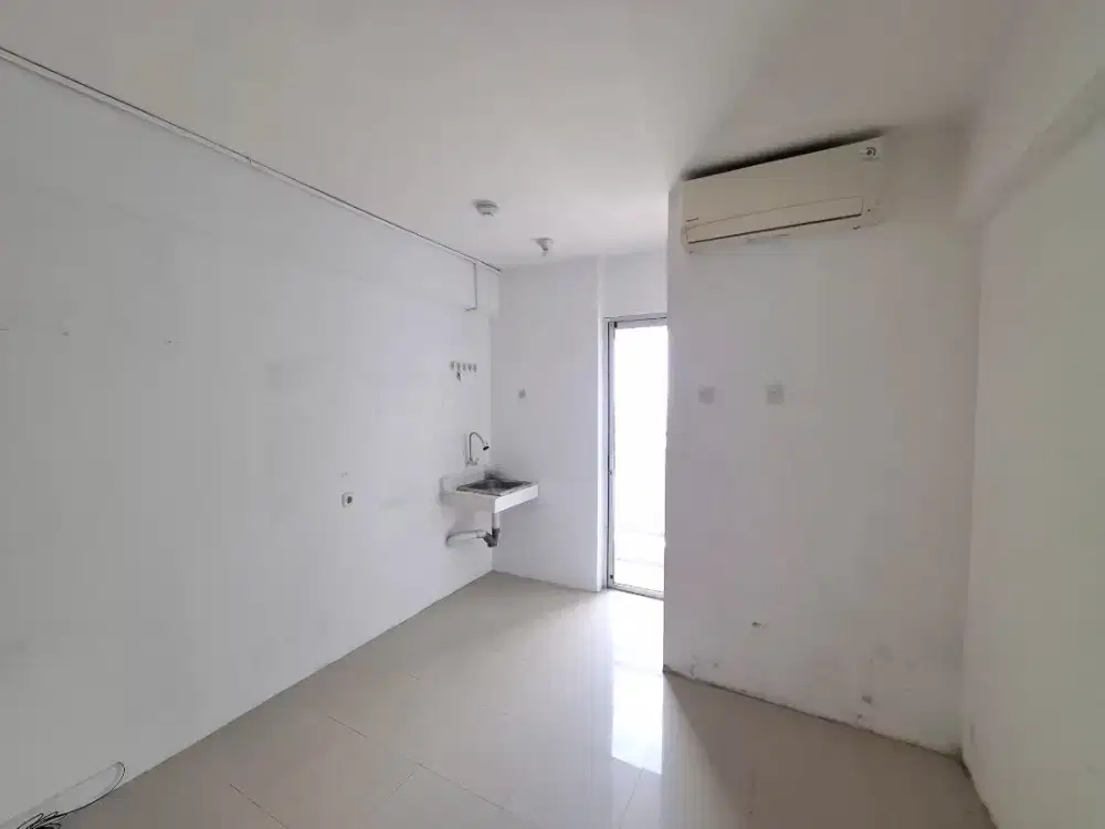 DISEWAKAN STUDIO KOSONGAN APARTEMEN BASSURA CITY