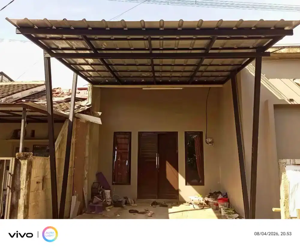 Pasang kanopi baja ringan