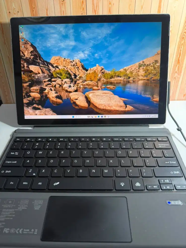 Jual Laptop 2 in 1 Surface Pro 7