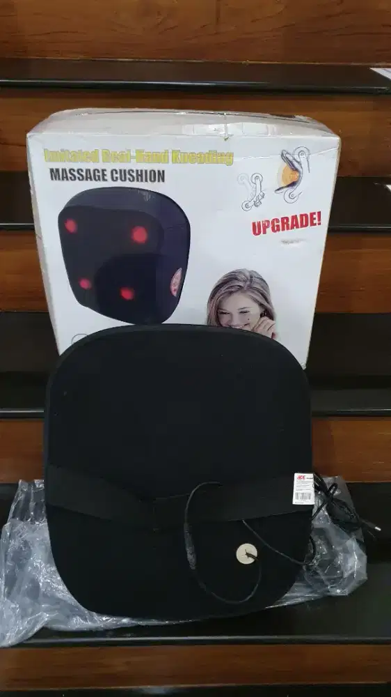 Alat massage pijat Bantal
