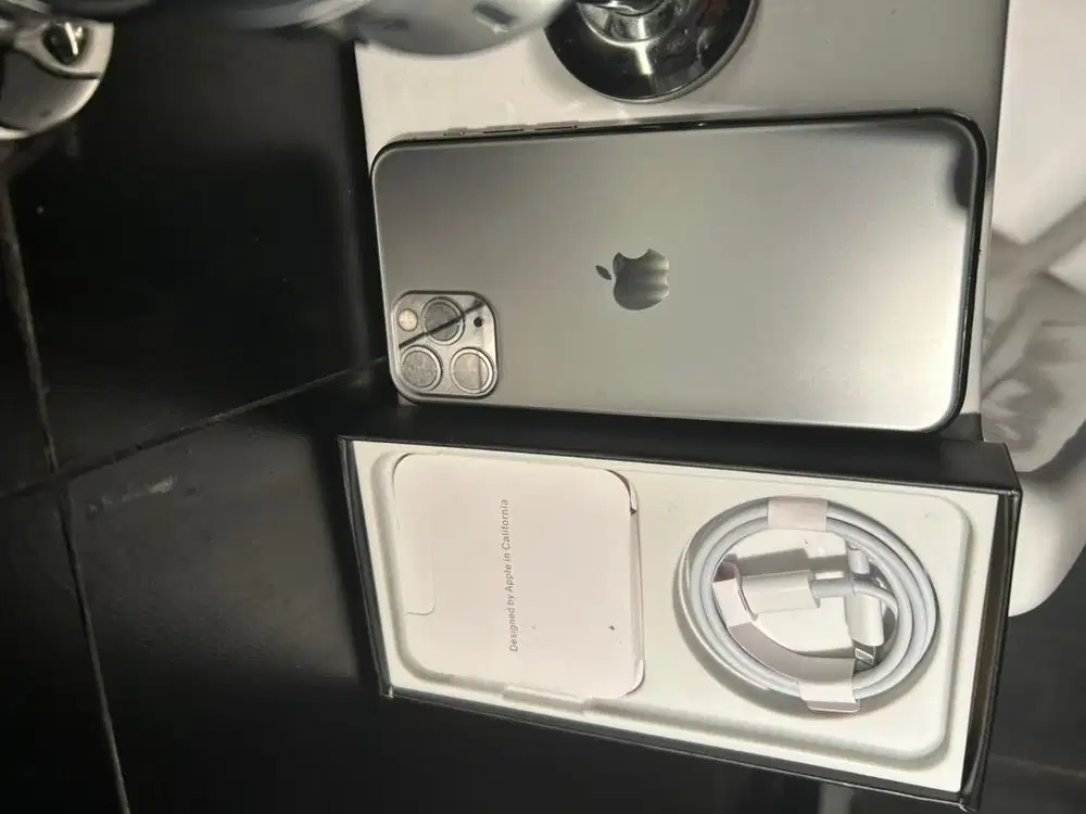iphone 11 pro 256gb puas baru