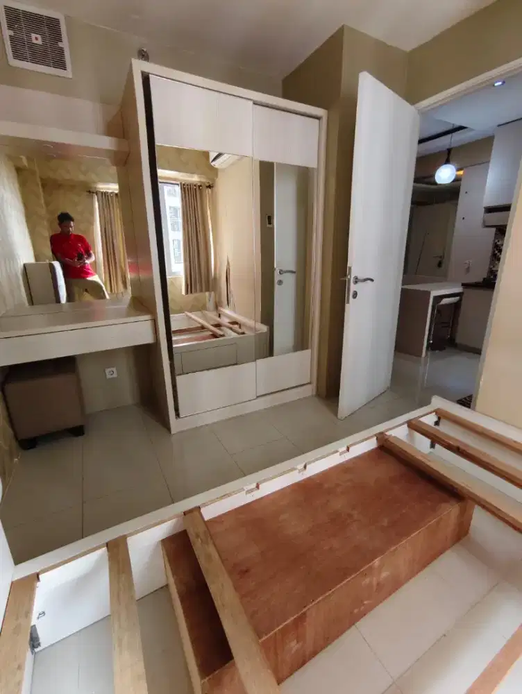 DIJUAL 2BR FURNISHED APARTEMEN BASSURA CITY