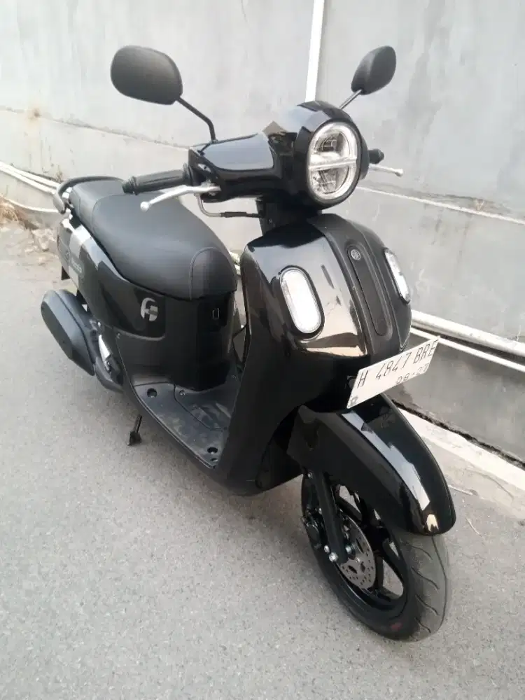Yamaha Fazzio Neo 2022 Hitam