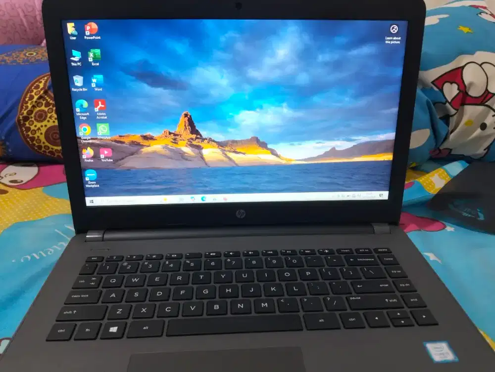 Laptop 14 HP 240 G6, core i3, gen 6, RAM 8GB SSD 256gb