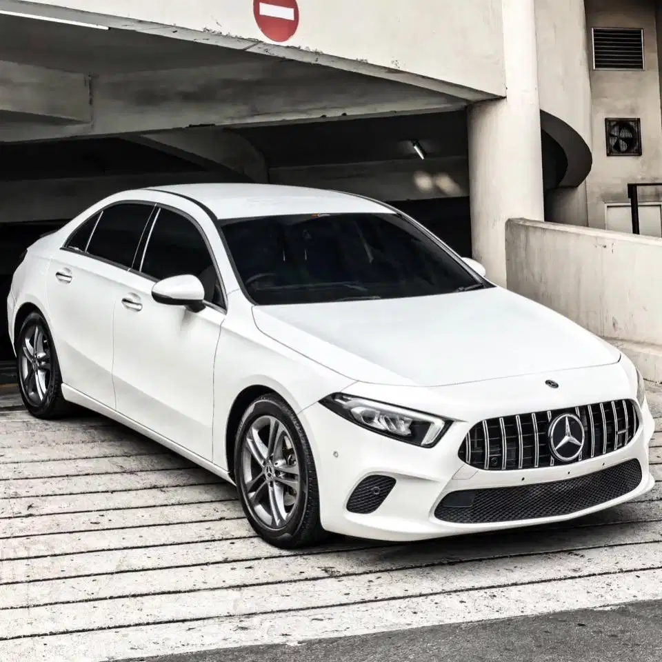 (CASH) Mercedes Benz A200 Sedan 2021