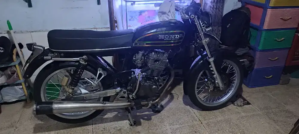CB Honda basic GL100