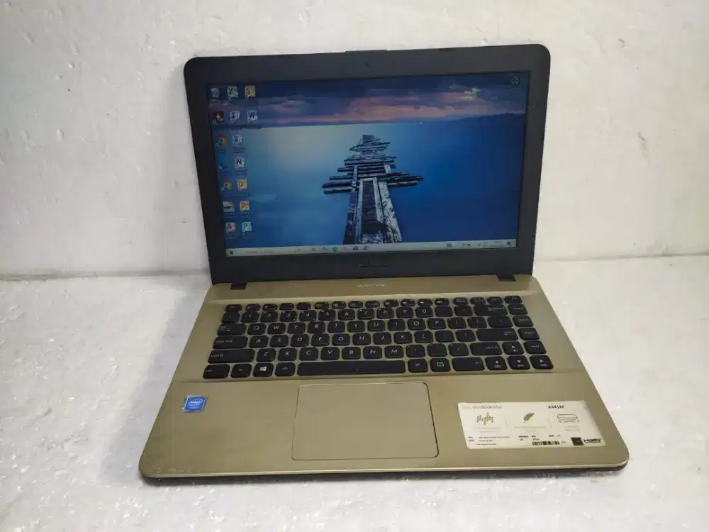 B1594 Asus X441M N4000 Ram 4GB ssd 128GB layar baru